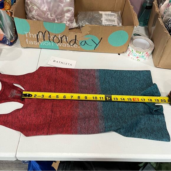 NEW Athleta Women Ombre Red Blue Multi Seamless Workout Relay Bodysuit, Size XS - Picture 8 of 8